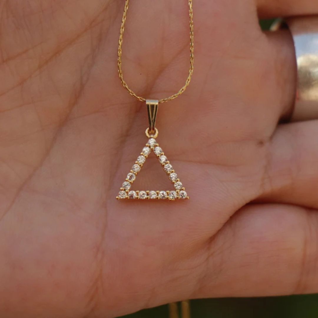 GLITTER TRIANGLE PENDANT