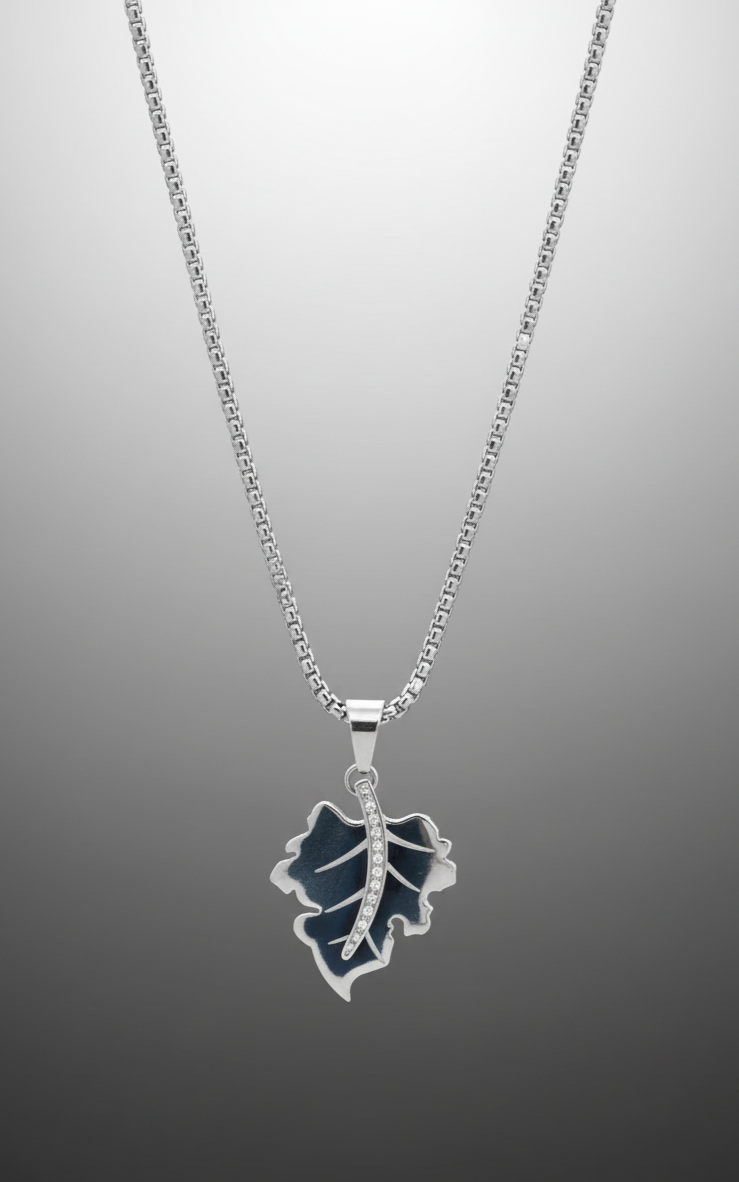 LEAF CHAIN PENDENT