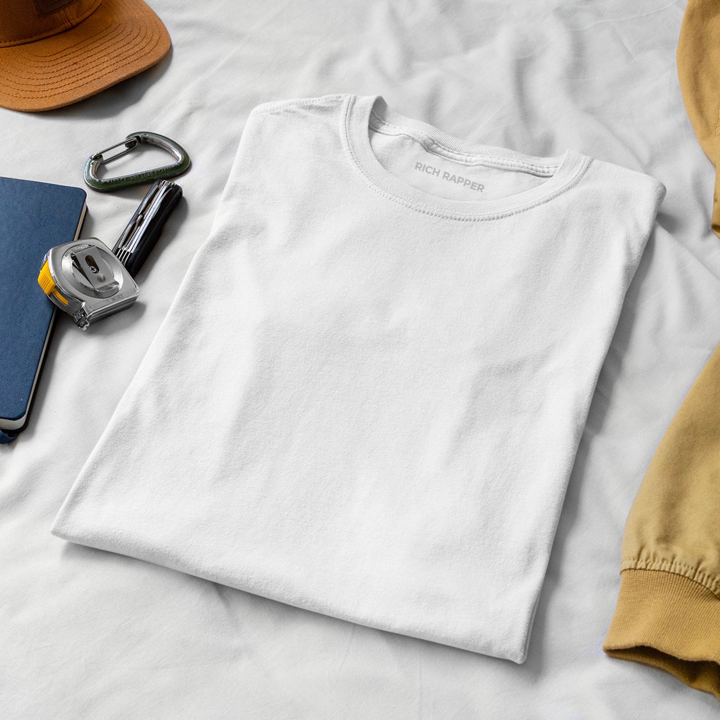 WHITE REGULAR FIT T-SHIRT