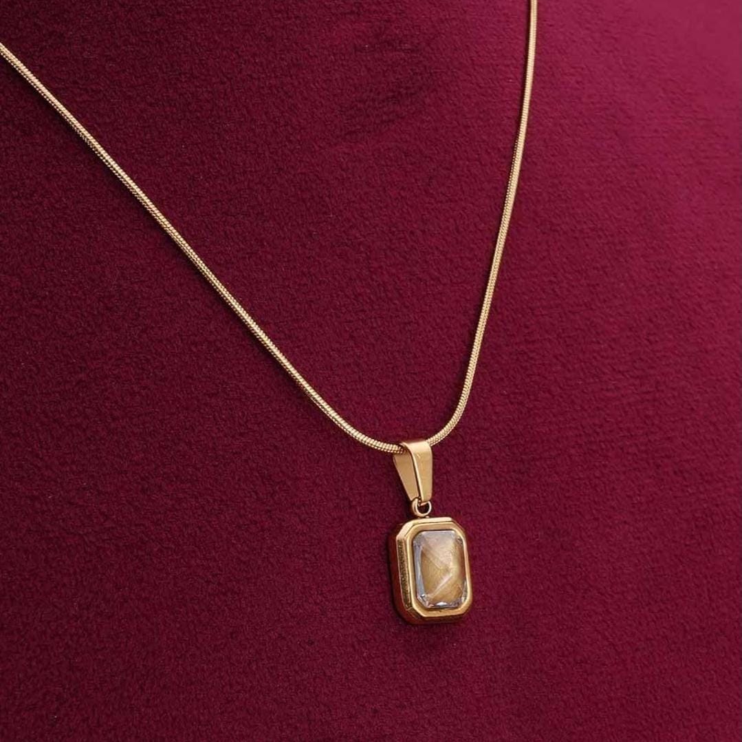 CELESTIAL WHITE GEM PENDENT