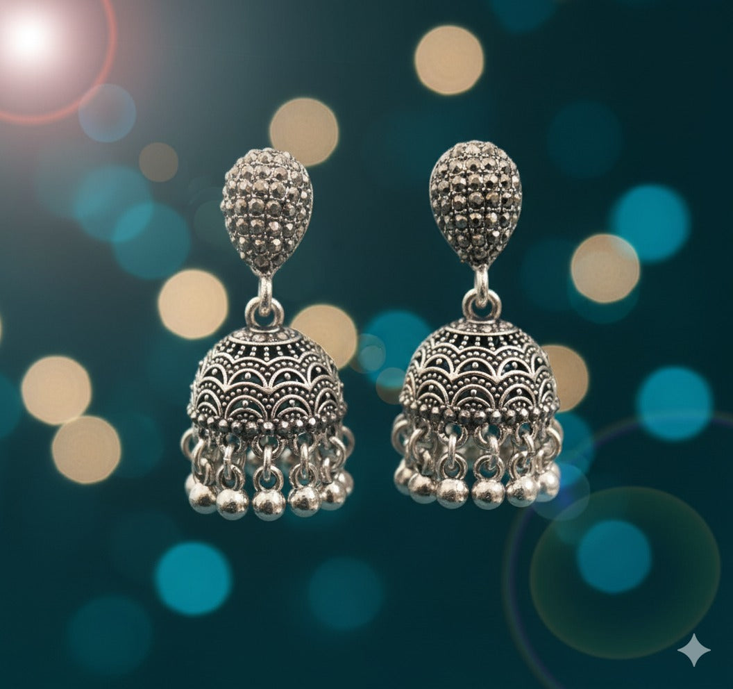 SPARKLE & SWAY EAR-RING