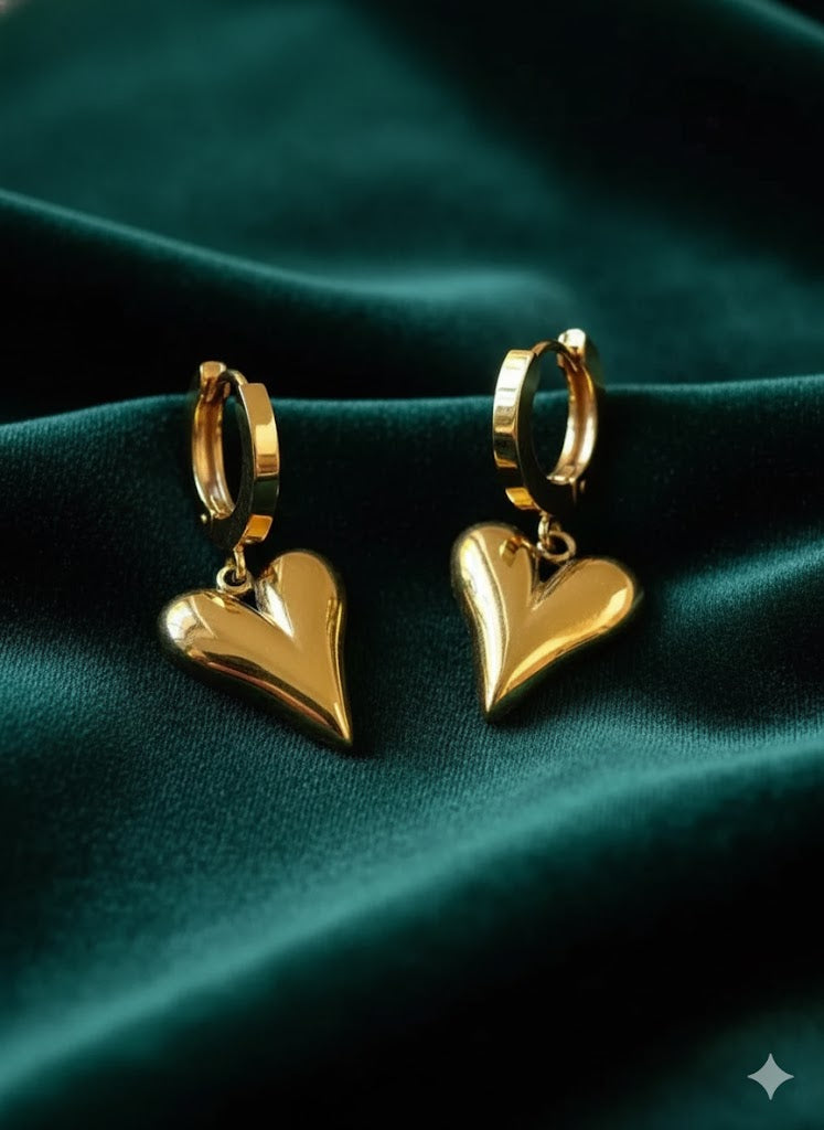 CLASSIC HEART HOOPS