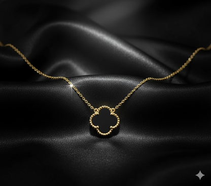 CLOVER NECKLACE