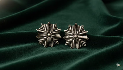 CONCENTRIC CHARM STUD