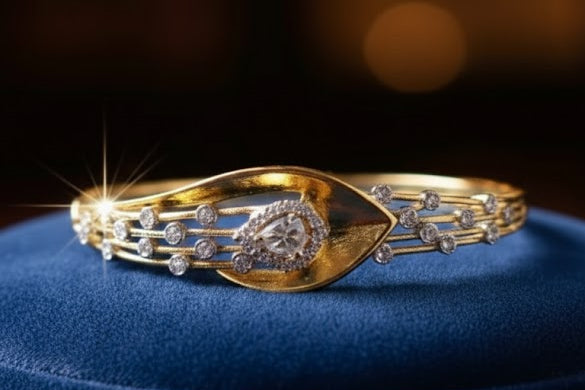 ETERNAL EMBRACE BRACELET