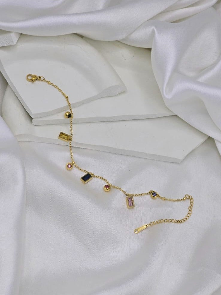 CHARMS CHAIN BRACELET