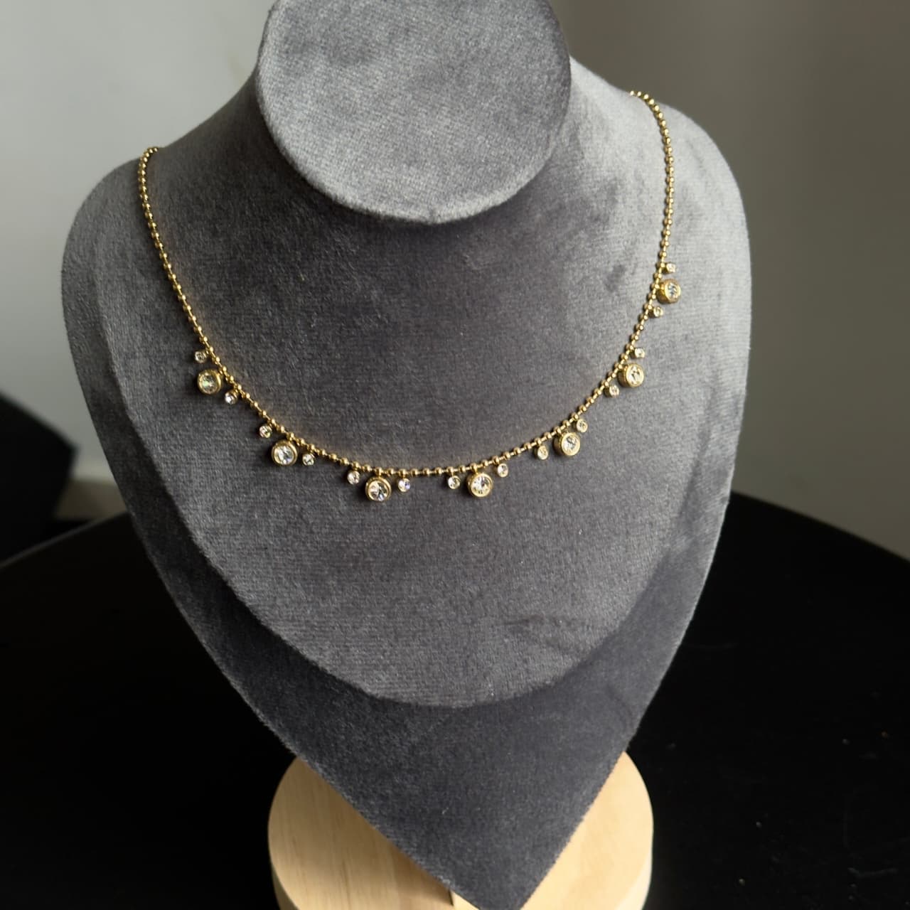 STELLAR DEW NECKLACE (ANTI TARNISH )