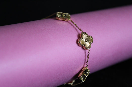 PETAL GRACE BRACELET