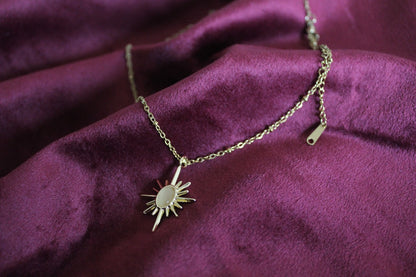 STAR LIGHT CHAIN PENDANT