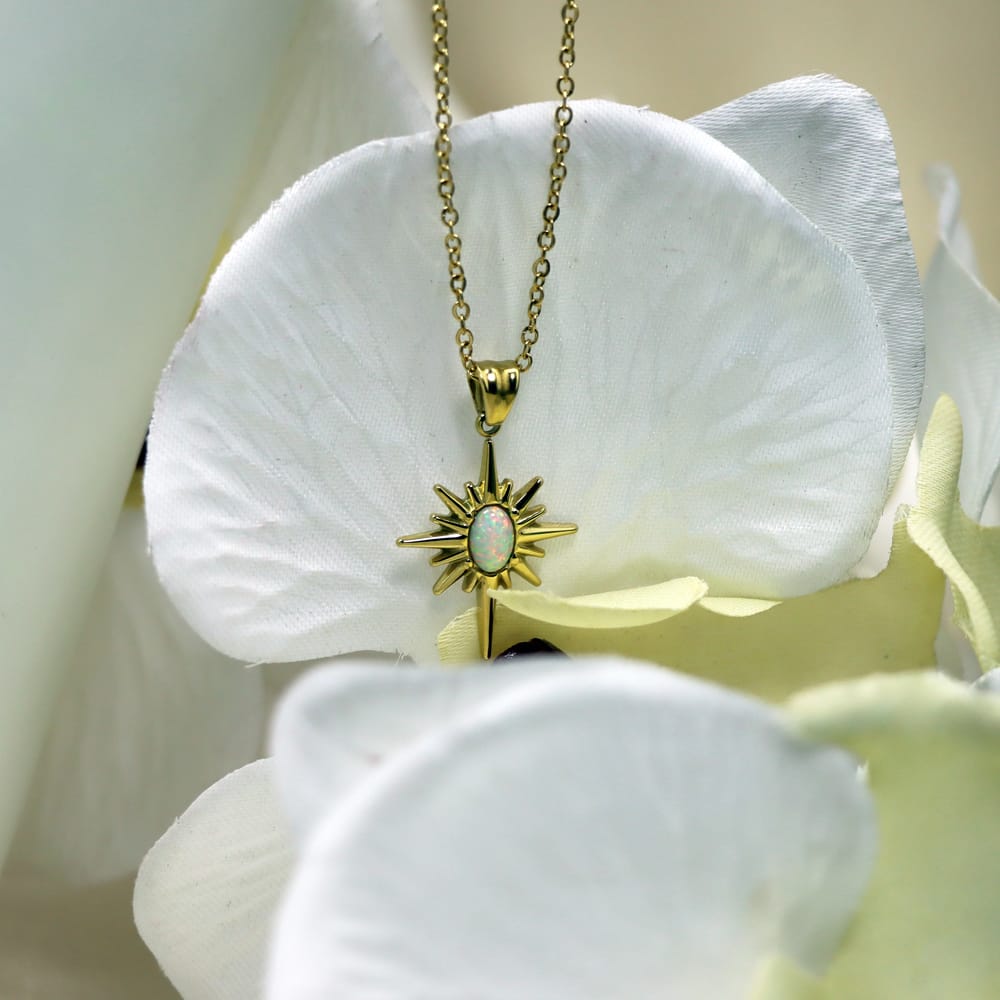 STAR LIGHT CHAIN PENDANT