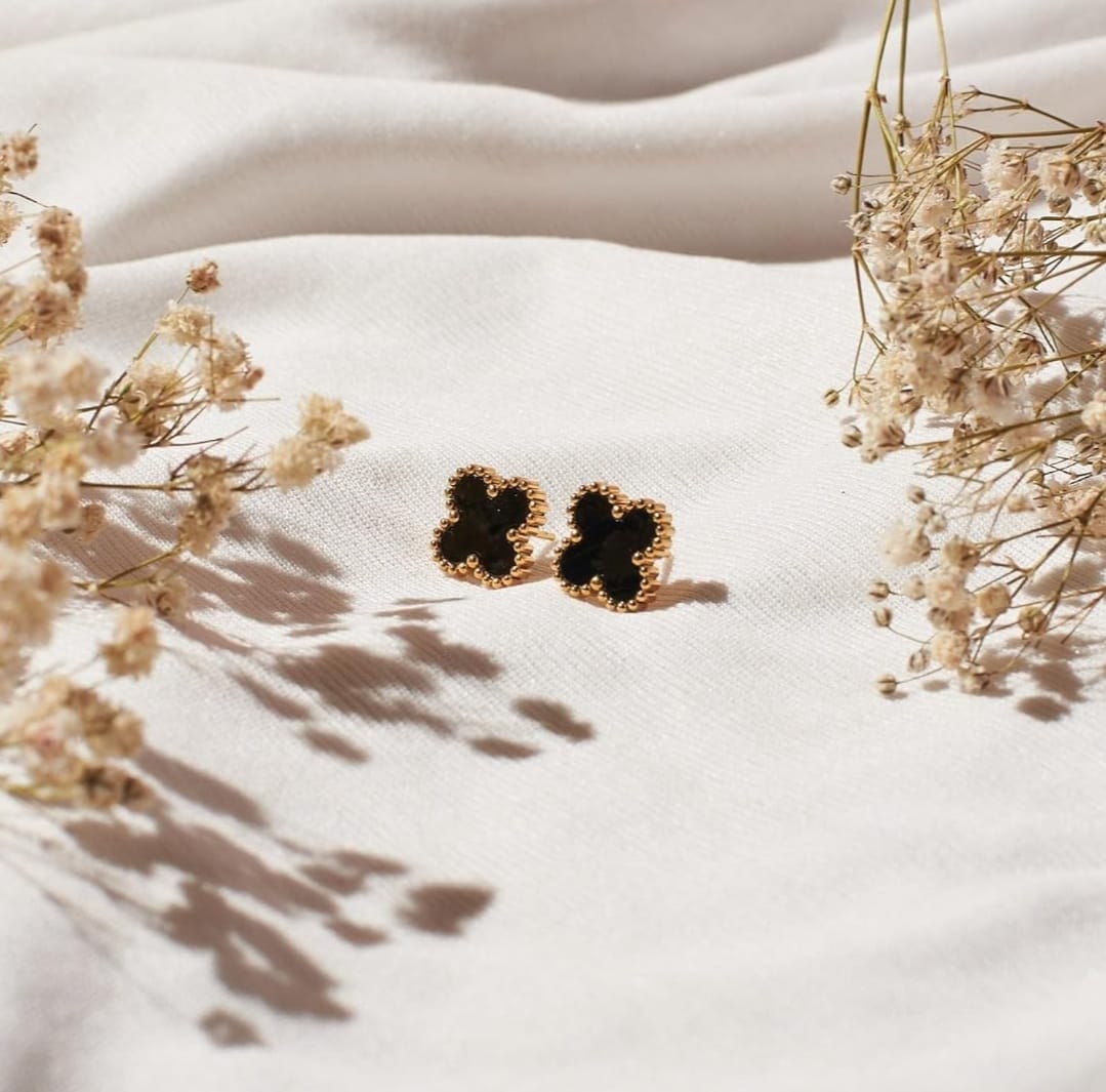 RADIANT PETAL STUDS