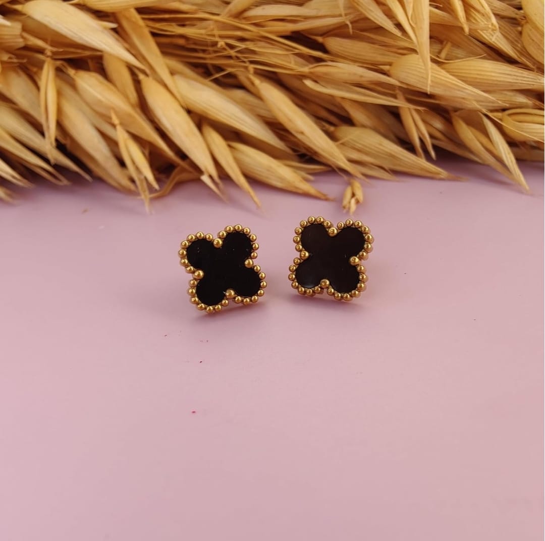 RADIANT PETAL STUDS
