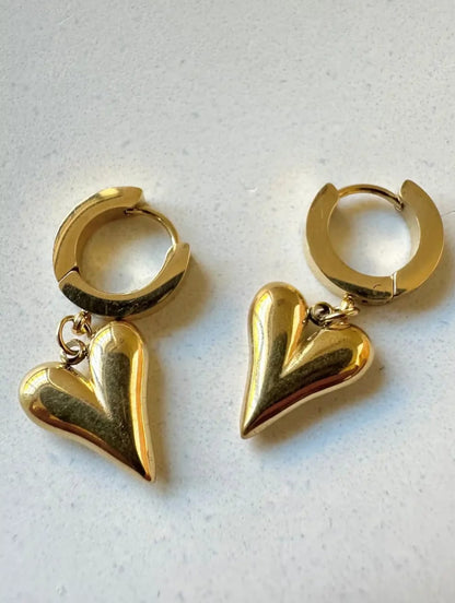 CLASSIC HEART HOOPS