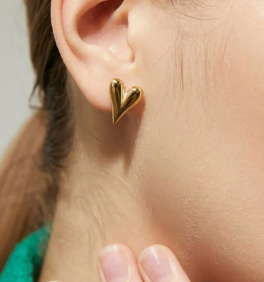 PUFFY HEART STUDS
