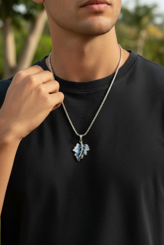 CLASSY LEAF CHAIN PENDENT