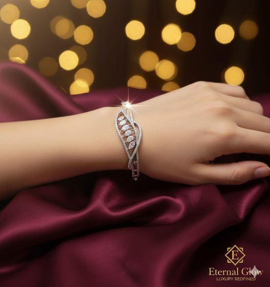 ETERNAL ROW BRACELET