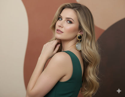 ELEANOR EAR RING DUSTY WHITE