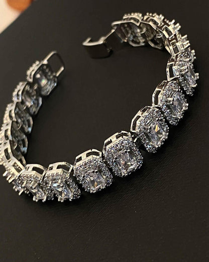 ICED CLUSTERED TENNIS BRACELET -SILVER