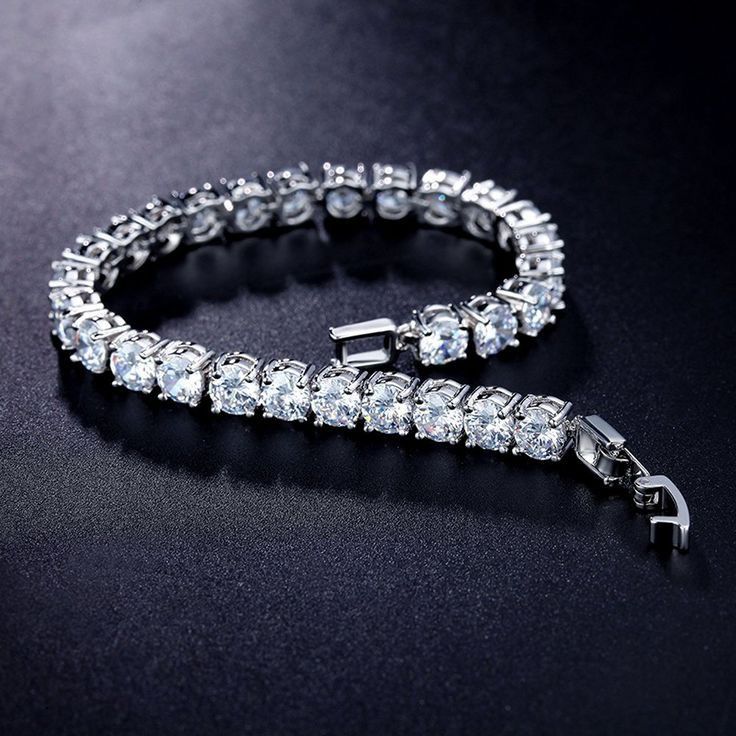 ICED TENNIS BRACELET - SILVER