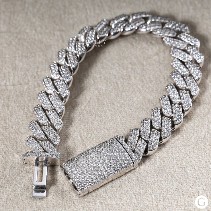 ICED ELITE CUBAN BRACELET (Moissanite/Cubic Zirconia )